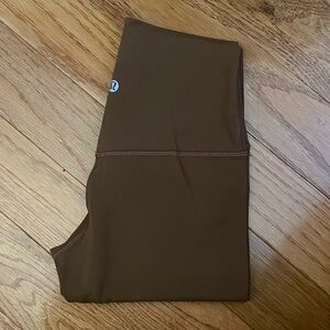 align pant 25” roasted brown size 4